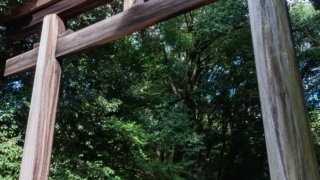 二の鳥居 – 近江神宮