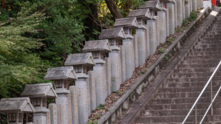 楼門への階段 - 近江神宮