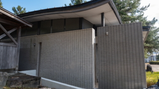 公園内の公衆トイレ