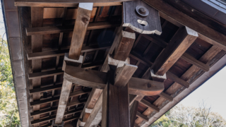神社 手水舎の屋根